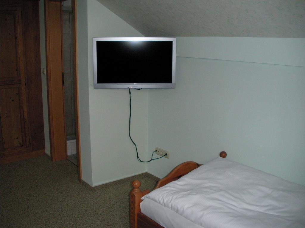 Hotel Company Cölbe Δωμάτιο φωτογραφία