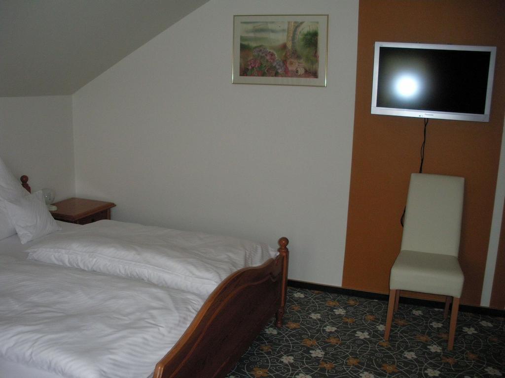 Hotel Company Cölbe Δωμάτιο φωτογραφία